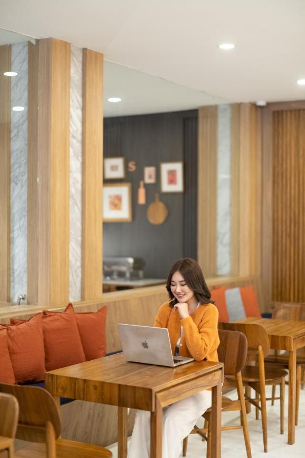 Sumittaya Chiangmai Hotel Chiang Mai Extérieur photo